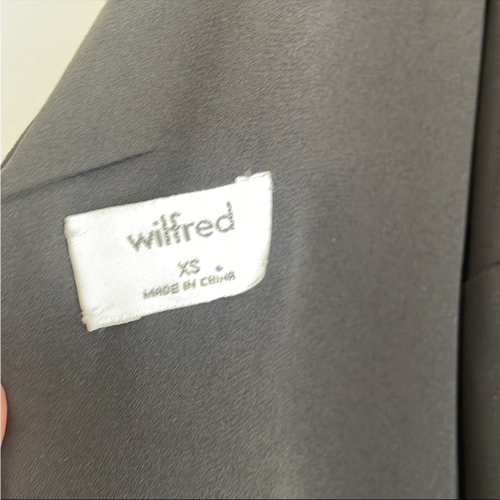 Aritzia Wilfred Darcell MIDI Dress Black - Picture 6 of 7